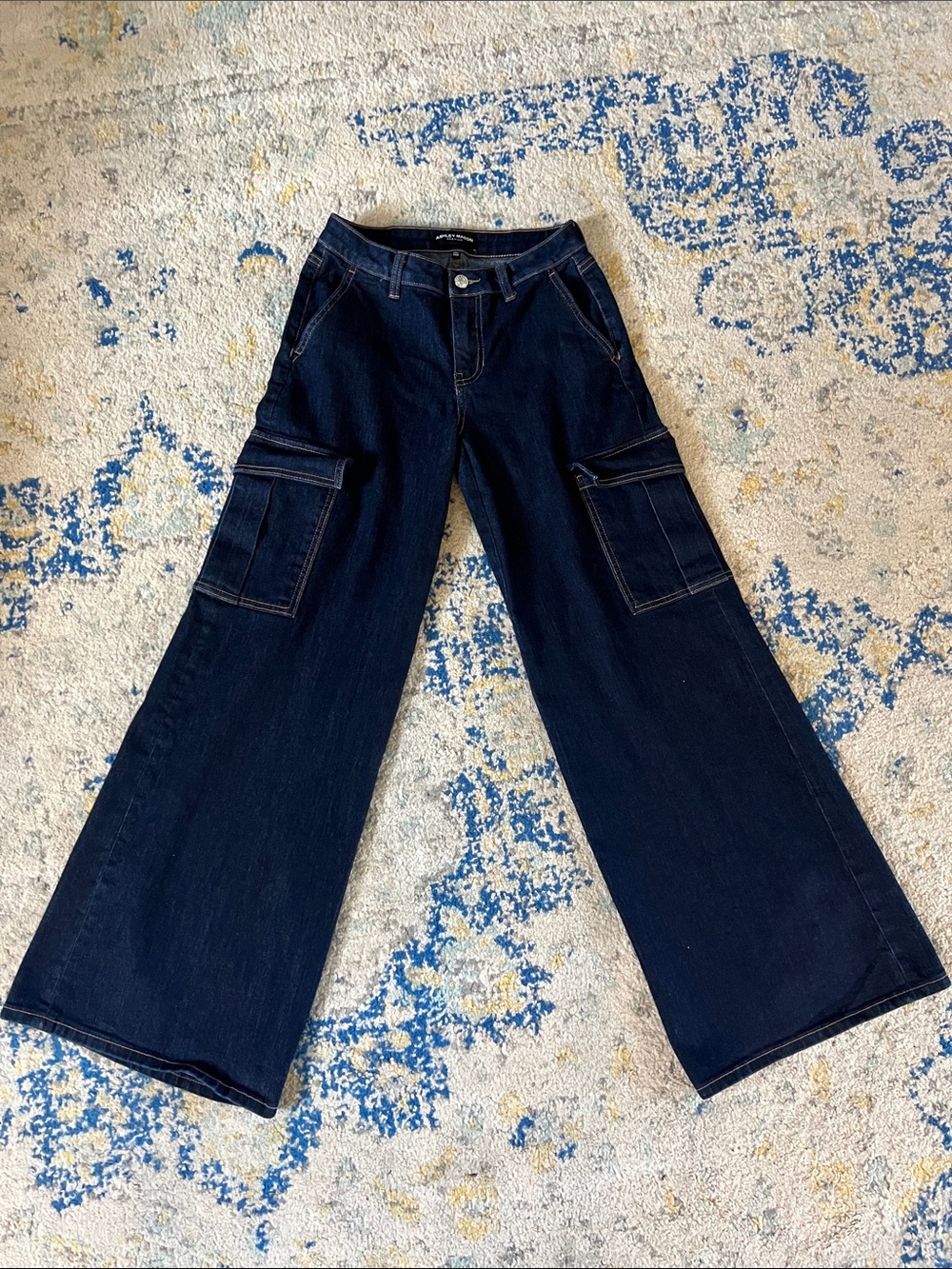 NWOT Wide Leg Dark Indigo Cargo Jeans